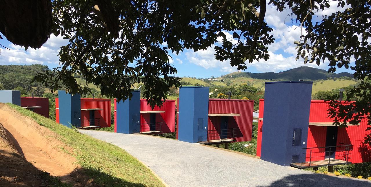 Latitude Lodge Cunha Luaran gambar